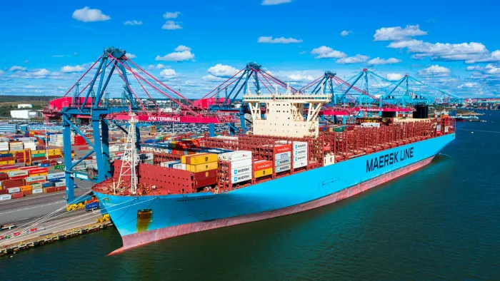 Financial Times: Maersk hits cultural storms en route to digital destination